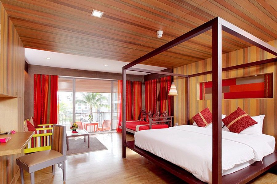 Patong Beach Hotel Экстерьер фото