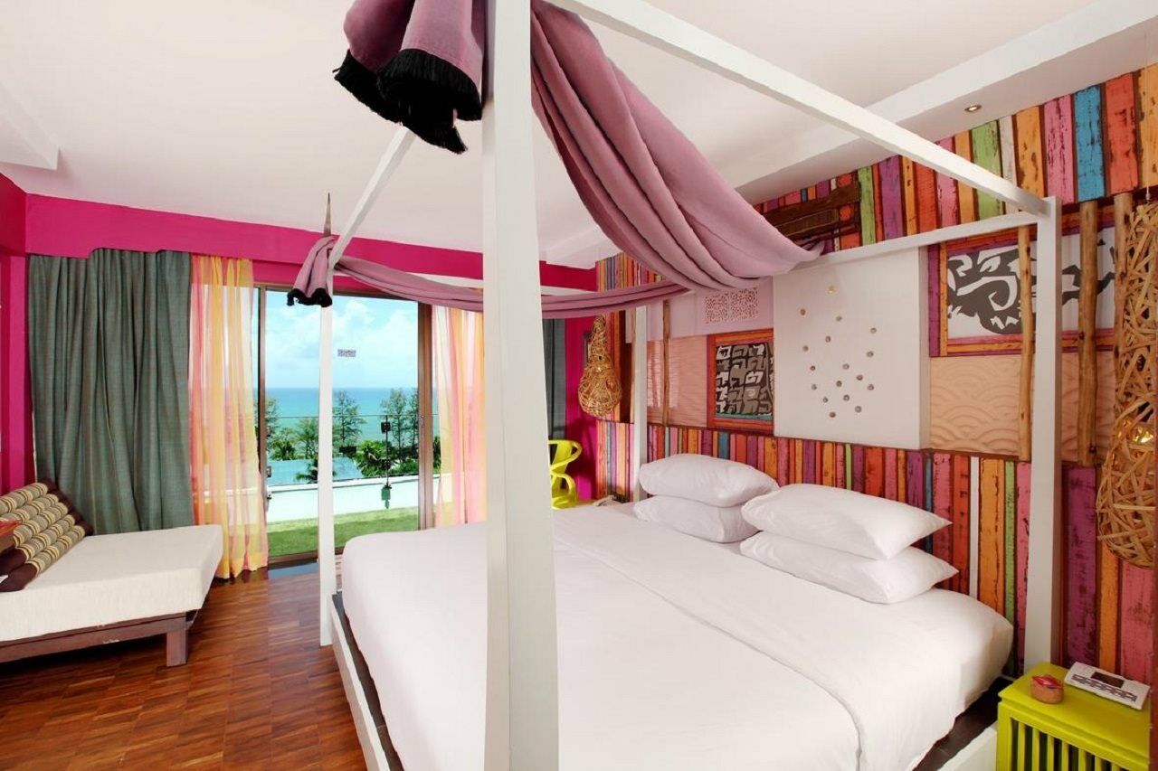 Patong Beach Hotel Экстерьер фото